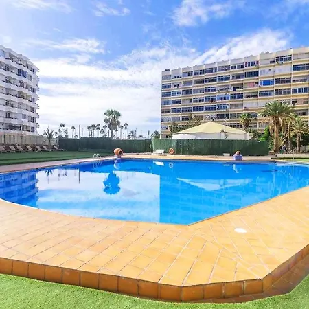 דירה Con Piscina Y Aire Acondicionado