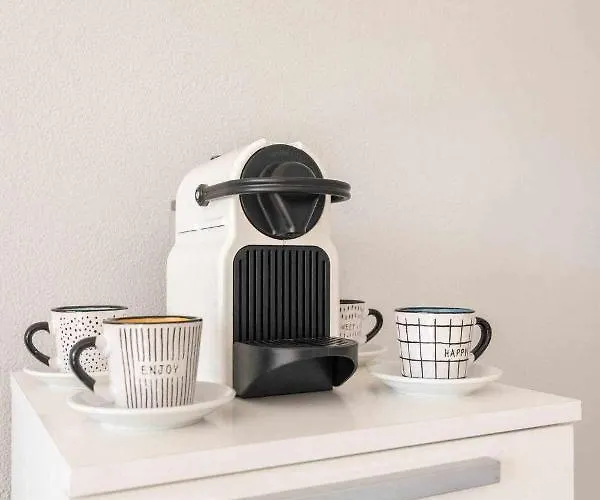 Con Piscina Y Aire Acondicionado Apartment *