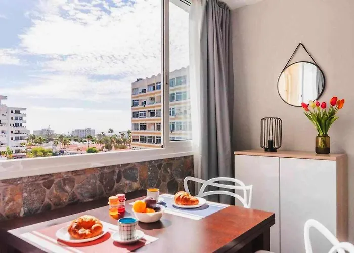 Con Piscina Y Aire Acondicionado Playa del Ingles (Gran Canaria)